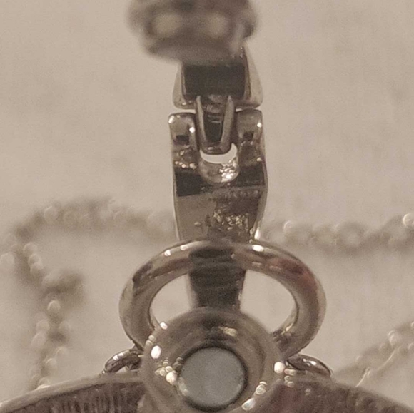 Necklace and interchangeable pendant set - Picture 15 of 16